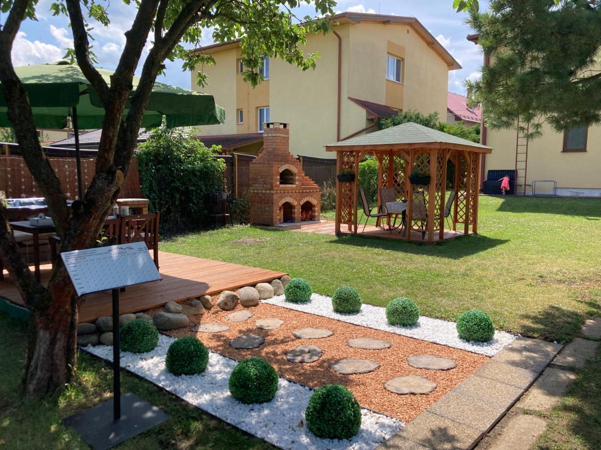 Villa Laura Liptovsky Mikulas Luaran gambar