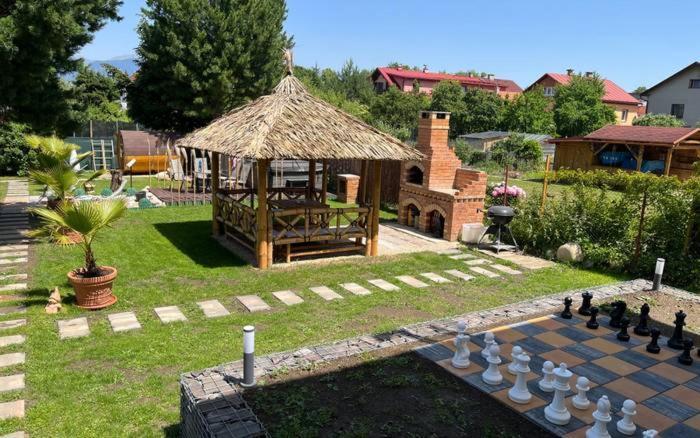 Villa Laura Liptovsky Mikulas Luaran gambar